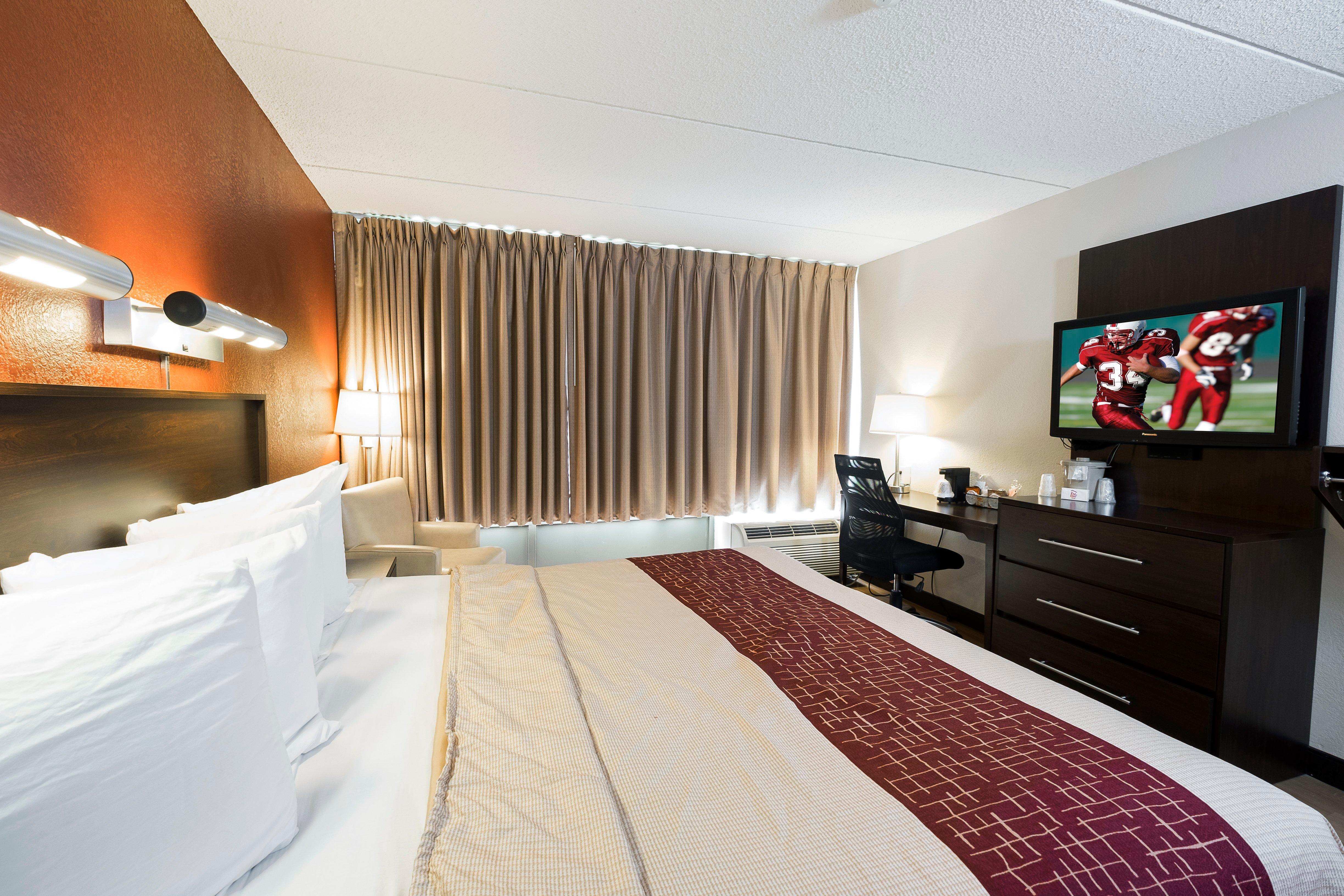 Red Roof Inn Plus+ Boston - Woburn/ Burlington Exterior foto