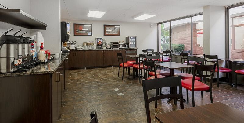 Red Roof Inn Plus+ Boston - Woburn/ Burlington Exterior foto